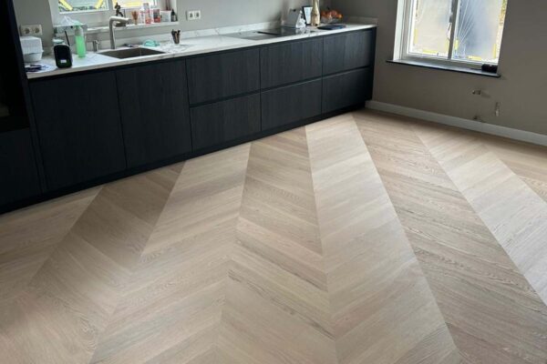 bauwerk visgraat hongaarse punt diagonaal houten vloer kavel samenwerking bauwerk visgraat hongaarse punt diagonaal houten vloer kavel samenwerking